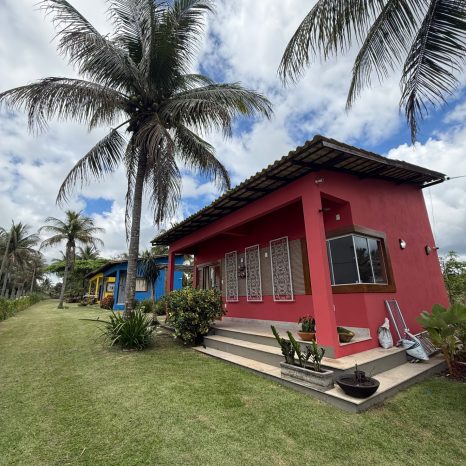 real-chales-CFAFApY8